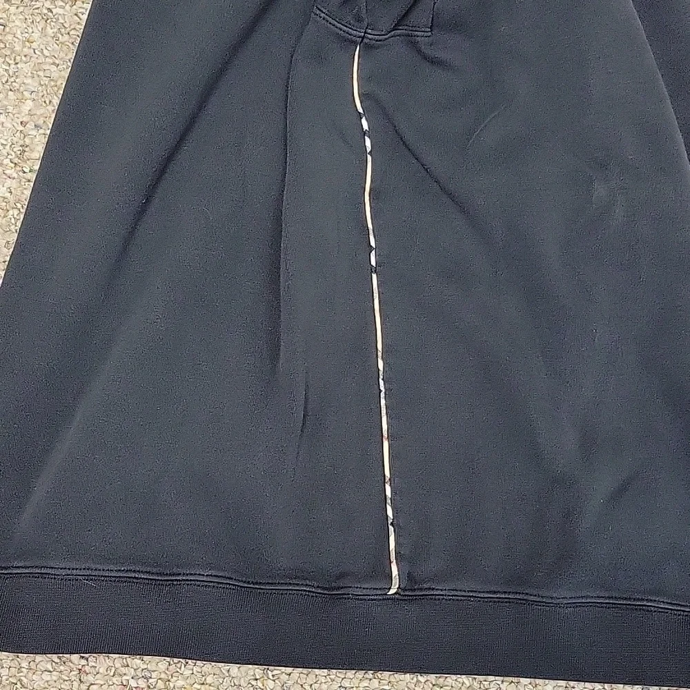 Burberry classic navy